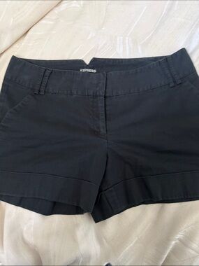 Express Black Women's Cuffed Chino Shorts